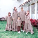Intip Baju Sarimbit Keluarga yang Bikin Keluarga Makin Solid, Upgrade Gaya Keluarga Jadi Lebih Keren!