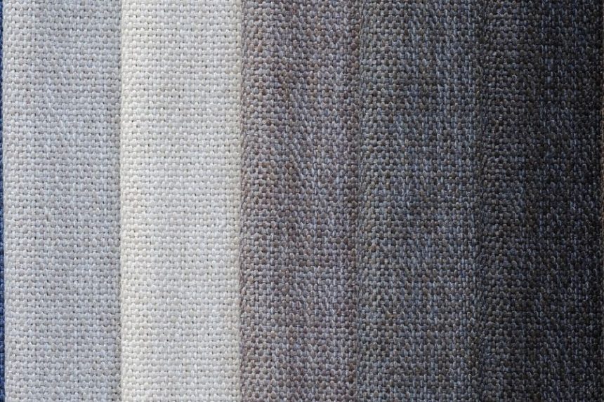 8 Ide OOTD Gaya Monokrom Untuk Para Hijabers