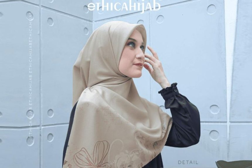 Keutamaan dan Hukum Berhijab Bagi Wanita Muslimah