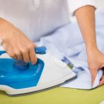 Ketahui Cara Menyetrika Baju dengan Benar Agar Pakaian Rapi