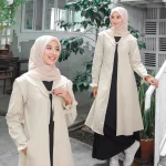 4 Outer untuk Gamis Polos Kombinasi Outfit yang Berkelas