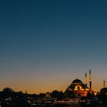 Keistimewaan Malam Lailatul Qadar Malam Yang Penuh Berkah